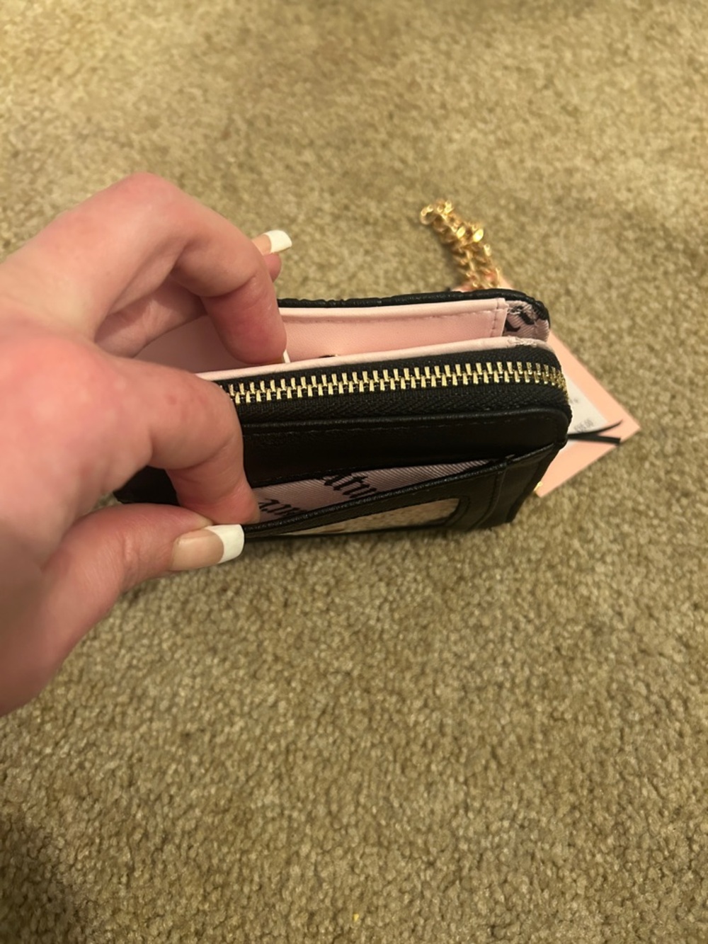 Juicy Couture Black Embossed Leather Zip Wallet with Gold Hardware - Picture 4 of 6
